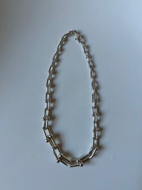 Tiffany & Co. Sterling Silver Graduated Hardwear Necklace 18 inch $4000 with Box